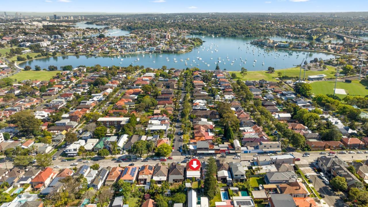 4 Bedroom House 500M To Drummoyne Bay Run Sydney Exterior foto